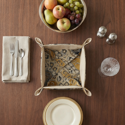 Hand Sequin - Spot Black Breadbasket