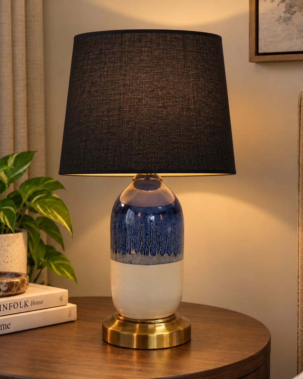 The Horizon Table Lamp