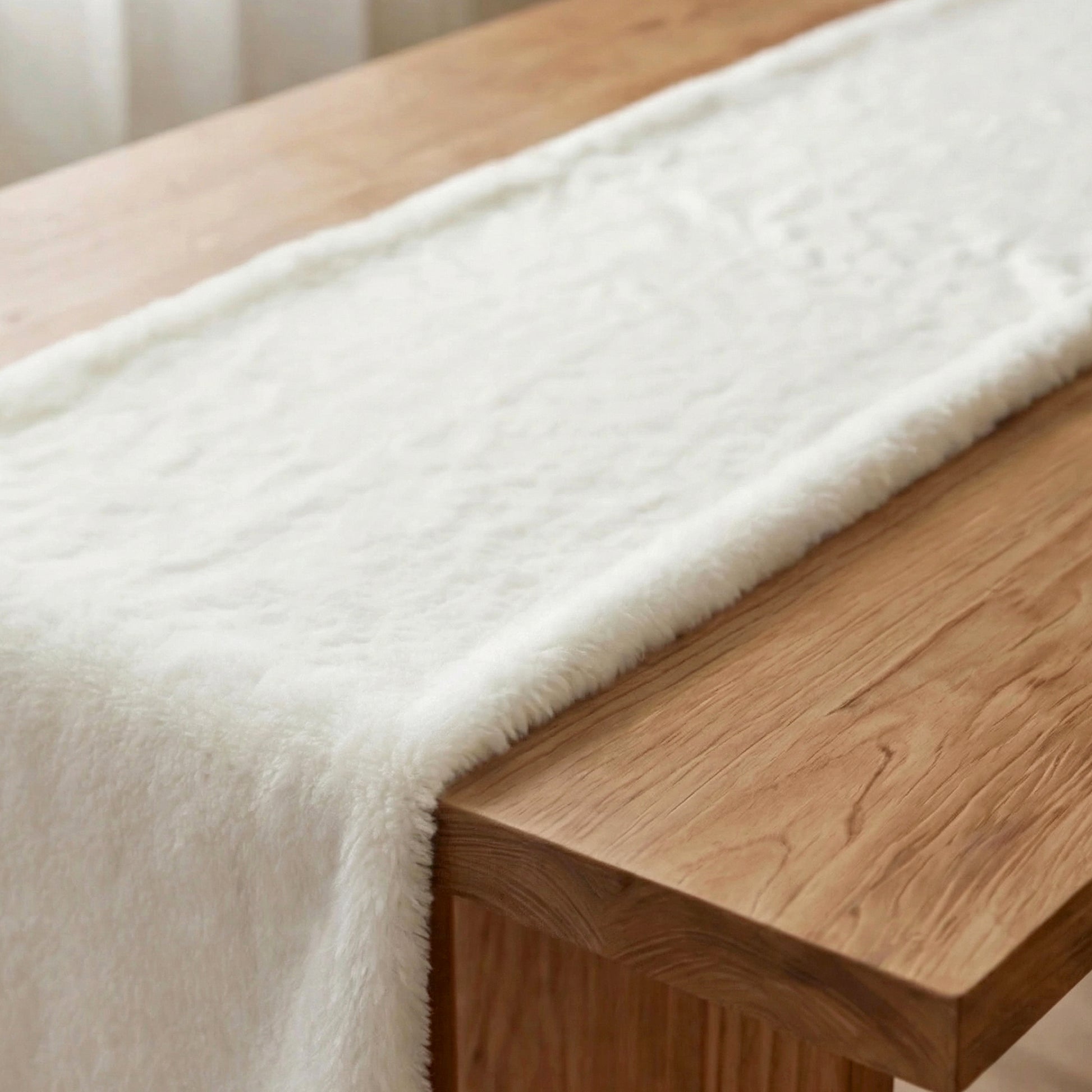 Cat Fur - Oasis Table Runner Trendy Home